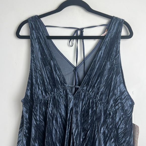 NEW Free People Small Pleated Plush Swing Tiered Mini Dress In Rare Night - Picture 4 of 13